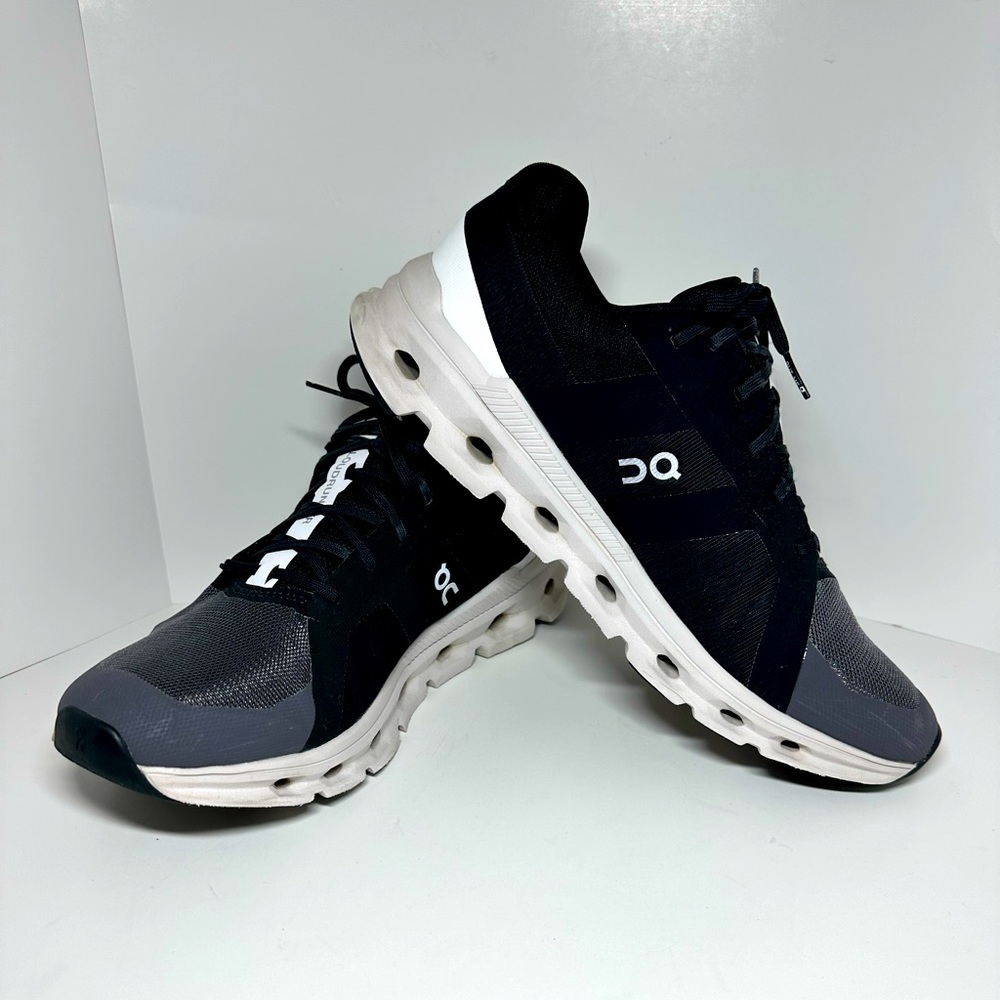 On Running Men's Cloudrunner Wide Eclipse/Frost - image 2